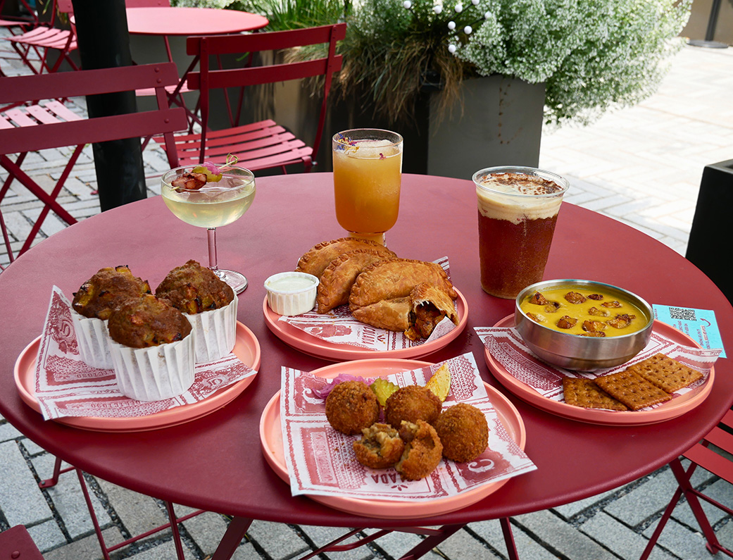 Colada Shop Pina Colada Festival – Try our new menu and cocktail items icon